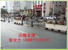 道路隔離花箱護欄，木紋鋁合金護欄花箱，城市道路花箱