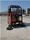 大型道路清掃馬路煤場(chǎng)攪拌站全封閉掃地機(jī)